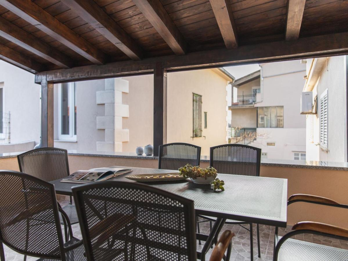 Apartment Fiora Kastela Exterior photo